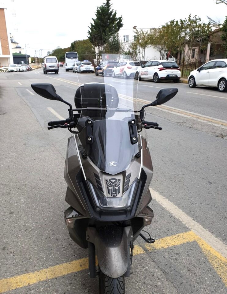 MOTOCAM kymco Skytown 125 Ön Cam 2023-2026 Model 72cm Şeffaf Renkli 4mm UZUN