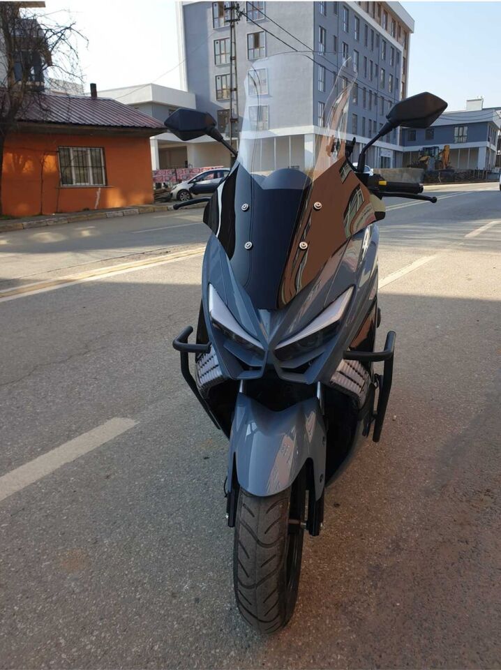 MOTOCAM Küba Chia 125 Ön Cam 2023-2026 Model 78cm Şeffaf Renkli 4mm UZUN