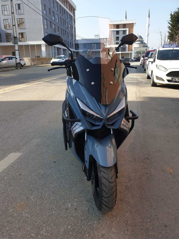 MOTOCAM Küba Chia 125 Ön Cam 2023-2026 Model 78cm Şeffaf Renkli 4mm UZUN