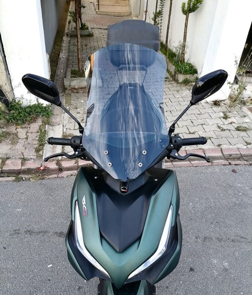 MOTOCAM Yamaha Mio Aerox 125 Ön Cam 2023-2026 Model 54cm Füme Renkli 4mm