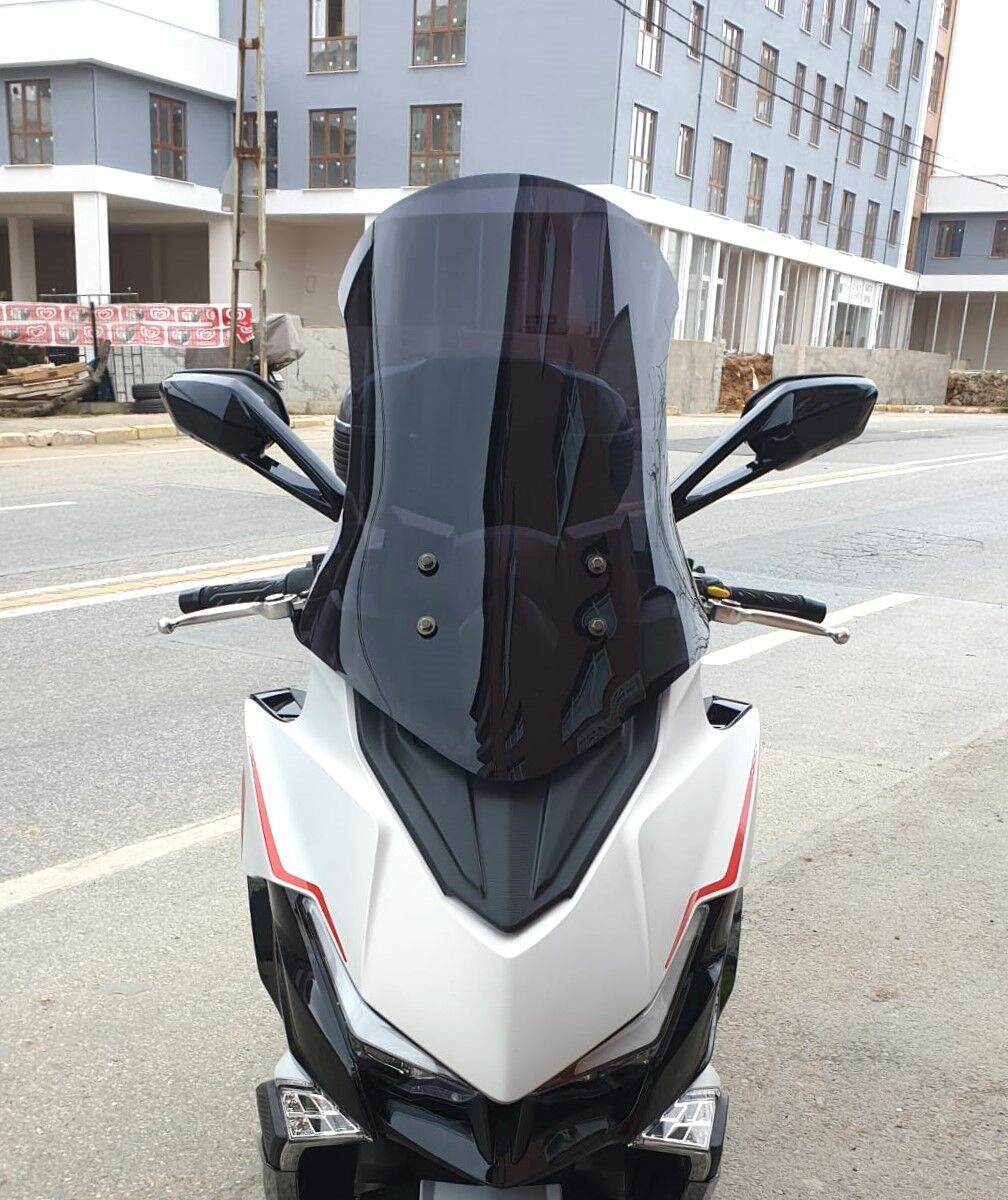 MOTOCAM Kymco Xciting VS 400 Ön Cam 2023-2026 Model 66cm Siyah Renkli 4mm