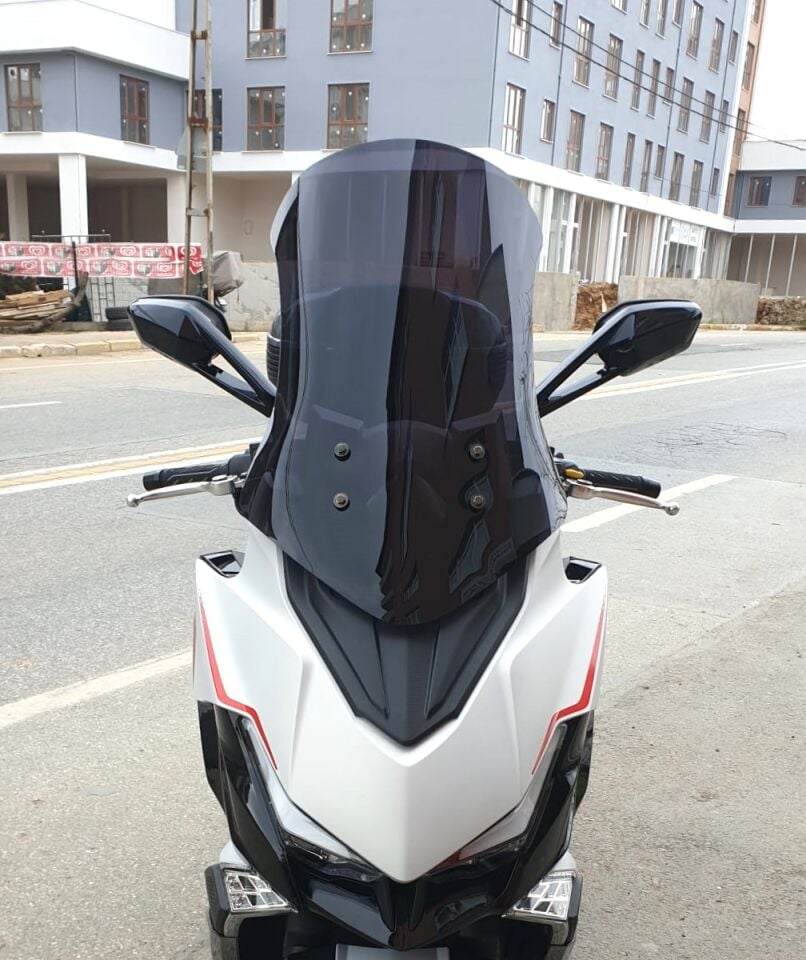 MOTOCAM Kymco Xciting VS 400 Ön Cam 2023-2026 Model 66cm Siyah Renkli 4mm