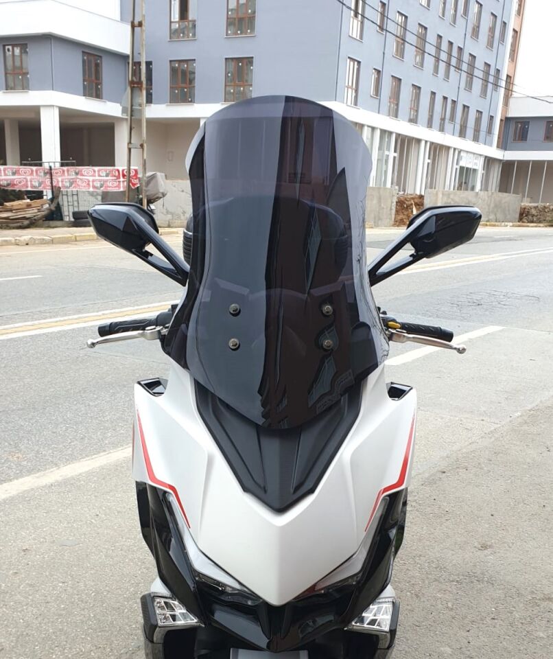 MOTOCAM Kymco Xciting VS 400 Ön Cam 2023-2026 Model 66cm Siyah Renkli 4mm