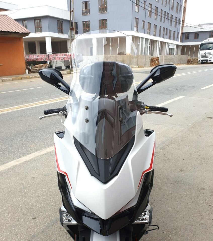 MOTOCAM Kymco Xciting VS 400 Ön Cam 2023-2026 Model 66cm Şeffaf Renkli 4mm