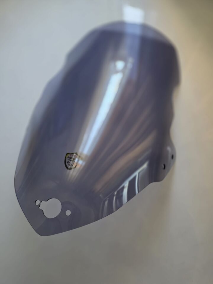 MOTOCAM Kymco Xtown 250 İ Ön Cam 2016-2026 Model 67cm Füme Renkli 4mm ORİJİNAL BOYLU