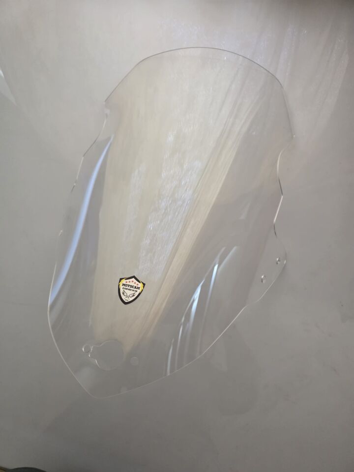 MOTOCAM Kymco Xtown 250 İ Ön Cam 2016-2026 Model 67cm Şeffaf Renkli 4mm ORİJİNAL BOYLU