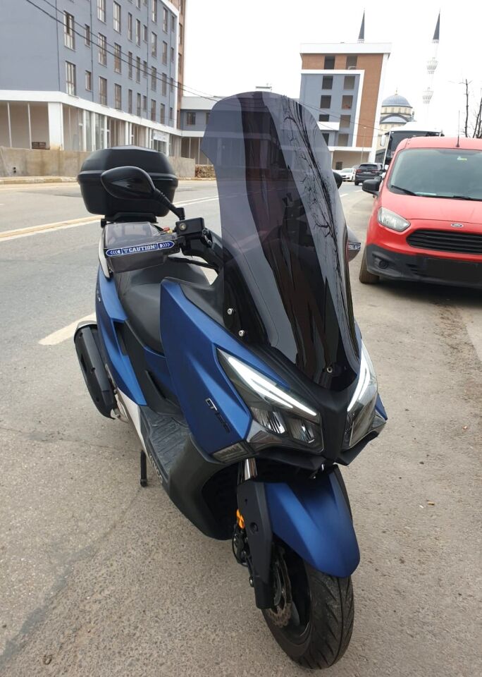MOTOCAM Kymco Xtown CT 250 Ön Cam 2020-2026-2026 Model 83cm Siyah Renkli 4mm UZUN