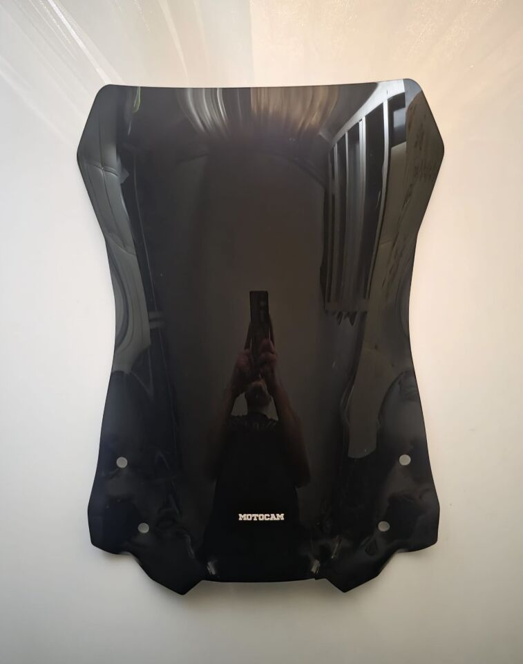 MOTOCAM Suzuki V-strom DL 650 Ön Cam 2017-2023 Model 52cm Siyah Renkli 4mm Kapaklı