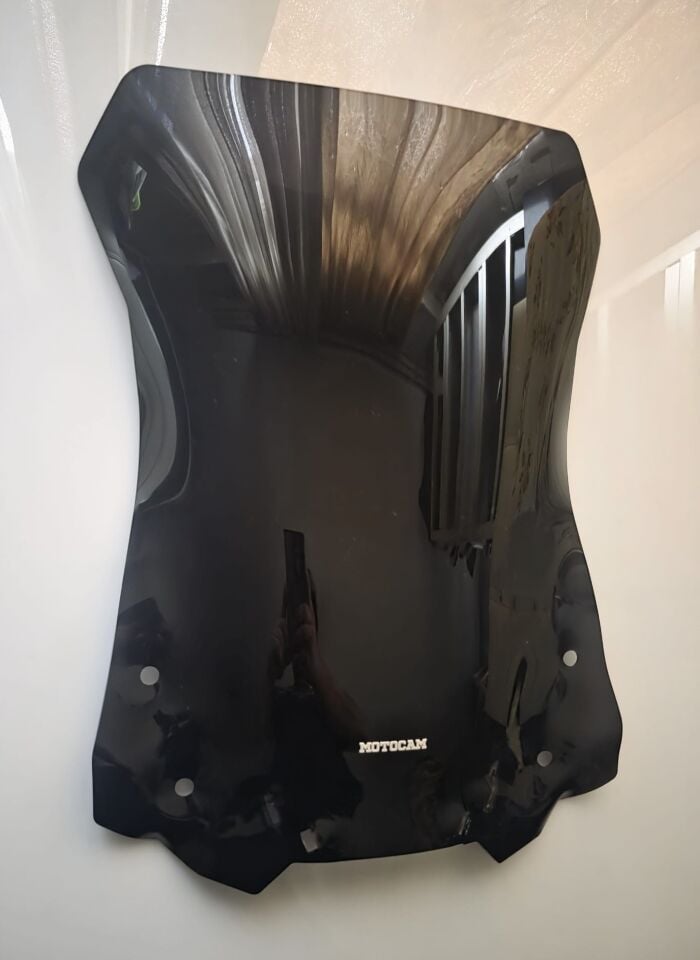 MOTOCAM Suzuki V-strom DL 650 Ön Cam 2017-2023 Model 52cm Siyah Renkli 4mm Kapaklı