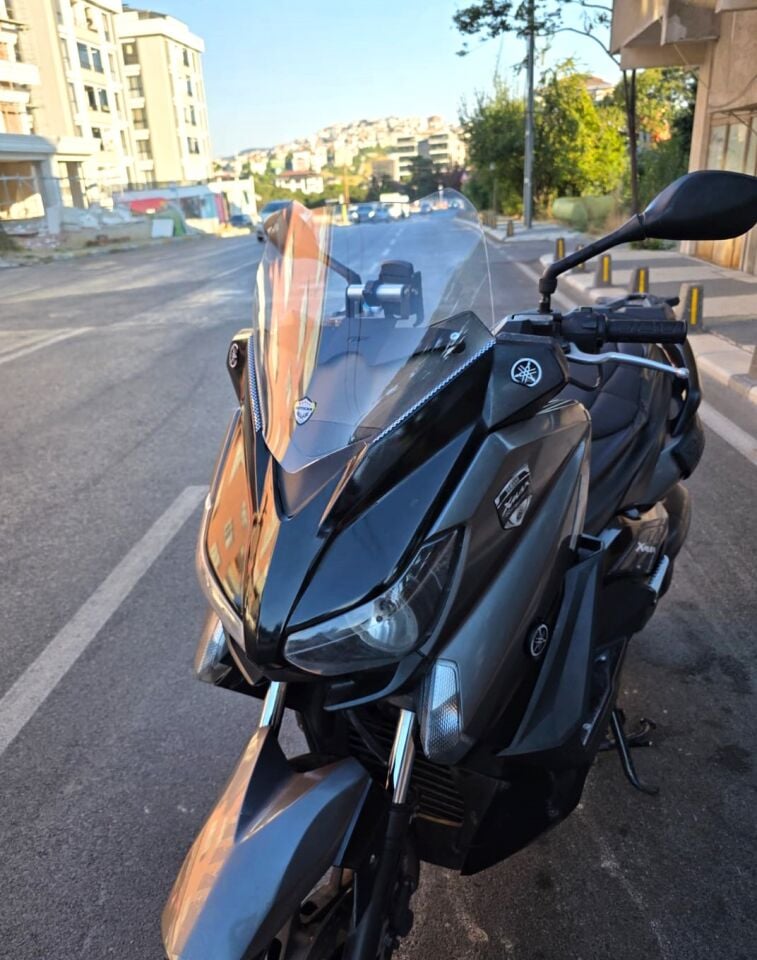 MOTOCAM Yamaha Xmax Ön Cam 2014-2017 Model 36cm Şeffaf Renkli 4mm SPORTİF