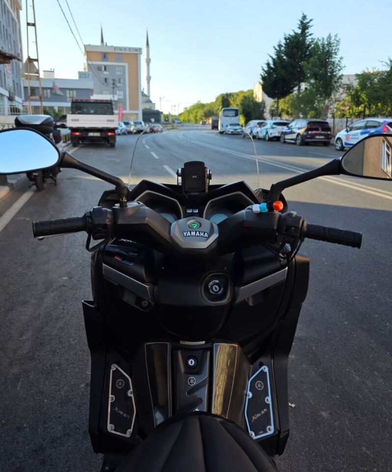 MOTOCAM Yamaha Xmax Ön Cam 2014-2017 Model 36cm Şeffaf Renkli 4mm SPORTİF