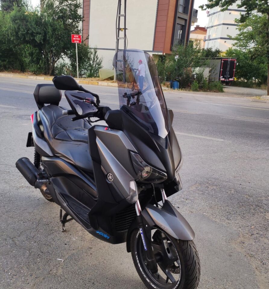 MOTOCAM Yamaha Xmax Ön Cam 2014-2017 Model 58cm Füme Renkli 4mm