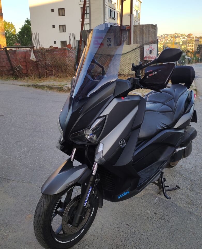 MOTOCAM Yamaha Xmax Ön Cam 2014-2017 Model 58cm Füme Renkli 4mm