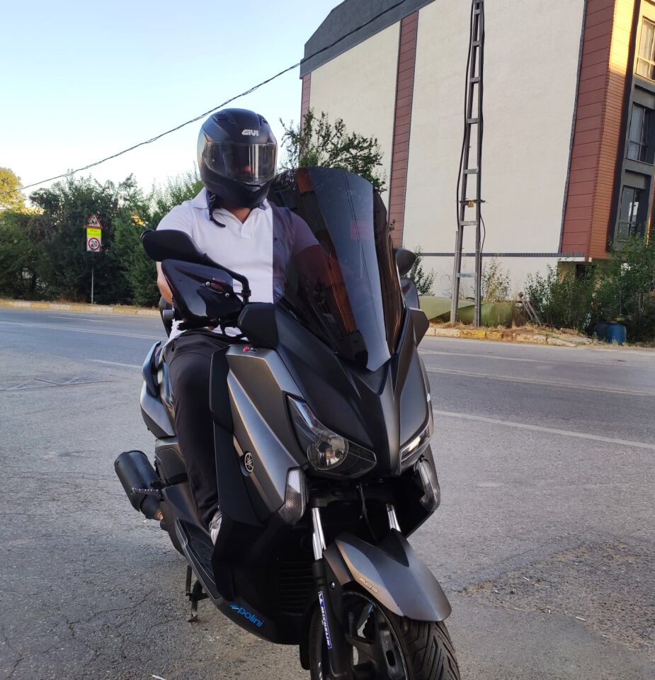 MOTOCAM Yamaha Xmax Ön Cam 2014-2017 Model 58cm Siyah Renkli 4mm