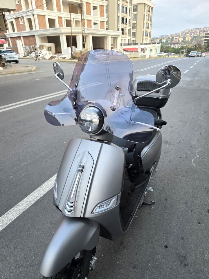 MOTOCAM Mondial Exon 125 Ön Cam 2023-2026 Model 39cm Füme Renkli 4mm Elcikli APARATSIZ