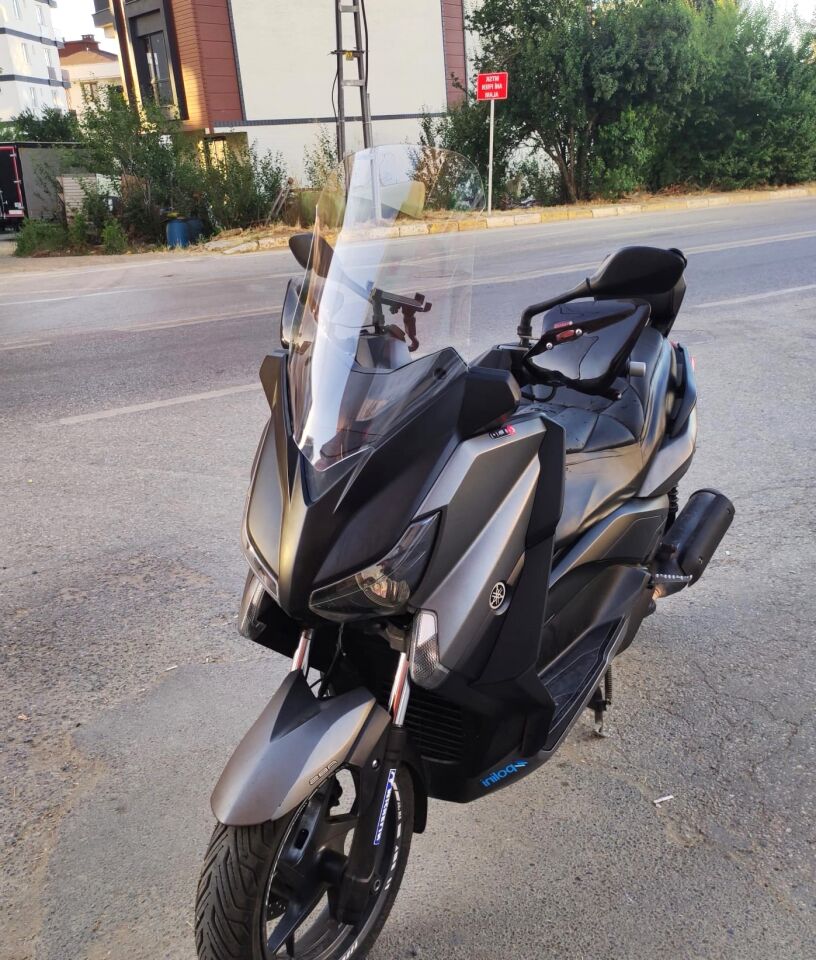 MOTOCAM Yamaha Xmax Ön Cam 2014-2017 Model 58cm Şeffaf Renkli 4mm