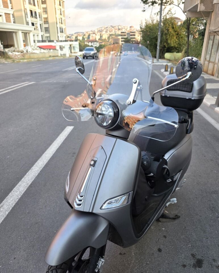 MOTOCAM Mondial Exon 125 Ön Cam 2023-2026 Model 39cm Şeffaf Renkli 4mm Elcikli APARATSIZ