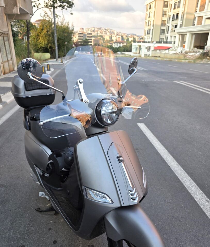 MOTOCAM Mondial Exon 125 Ön Cam 2023-2026 Model 39cm Şeffaf Renkli 4mm Elcikli APARATSIZ