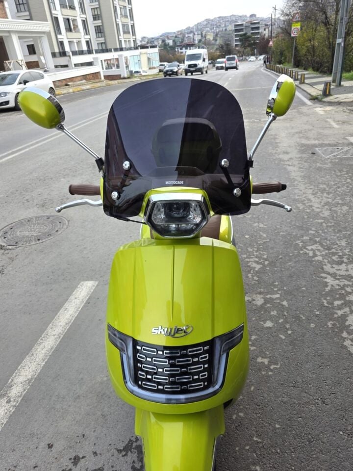 MOTOCAM Skyjet Ravida Ön Cam 2024-2026 Model 38cm Siyah Renkli 4mm APARATSIZ