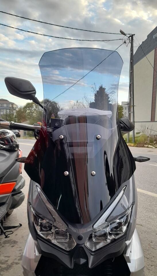 MOTOCAM RKS Blade 350 Ön Cam 2023-2026 Model 65cm Füme Renkli 4mm ORTA BOYLU
