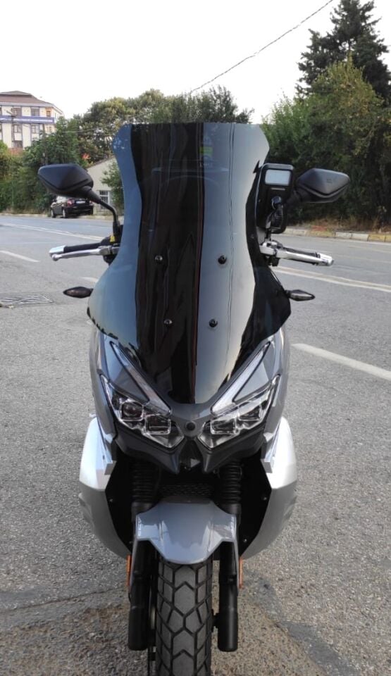 MOTOCAM RKS Blade 350 Ön Cam 2023-2026 Model 65cm Siyah Renkli 4mm ORTA BOYLU