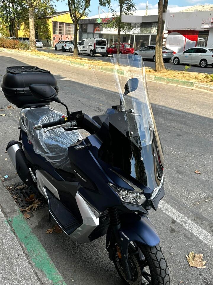 MOTOCAM RKS Blade 350 Ön Cam 2023-2026 Model 65cm Şeffaf Renkli 4mm ORTA BOYLU