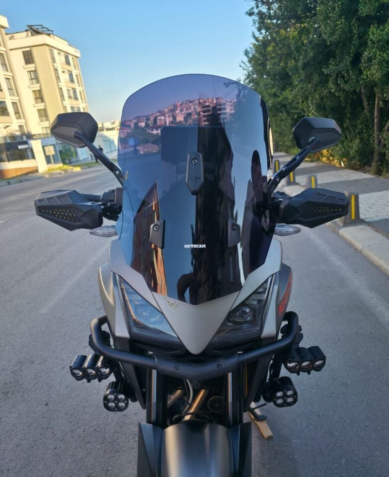 MOTOCAM Moto Morini X-Cape 650  Ön Cam 2019-2026 Model 48cm Siyah Renkli 4mm UZUN