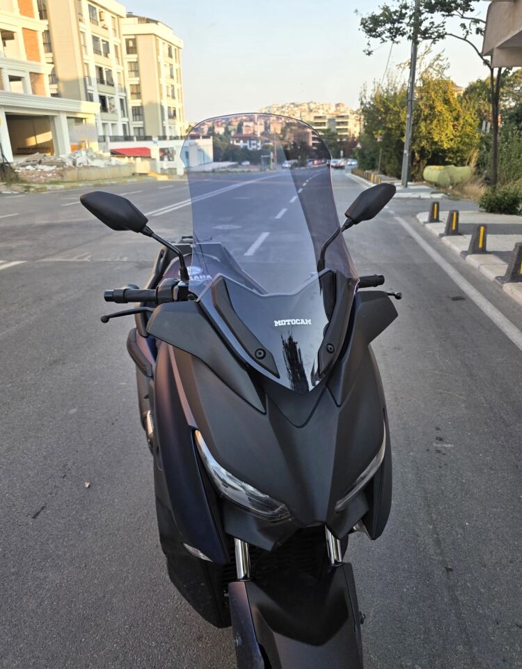 MOTOCAM Yamaha Xmax Ön Cam 2018-2022 Model 65cm Füme Renkli 4mm