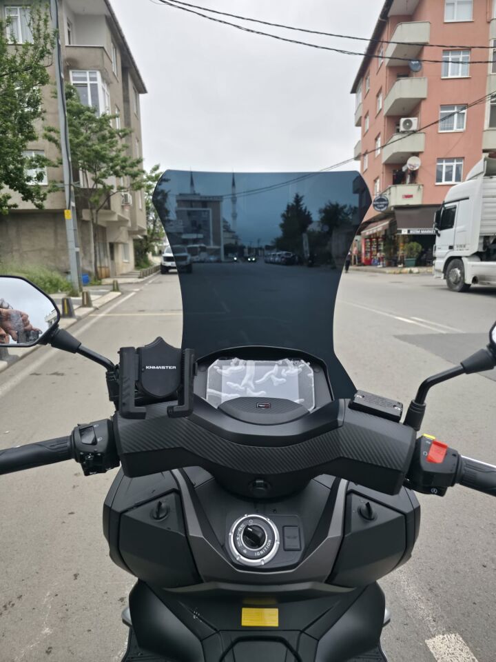 MOTOCAM RKS Blade 350 Ön Cam 2023-2026 Model 75cm Siyah Renkli 4mm UZUN