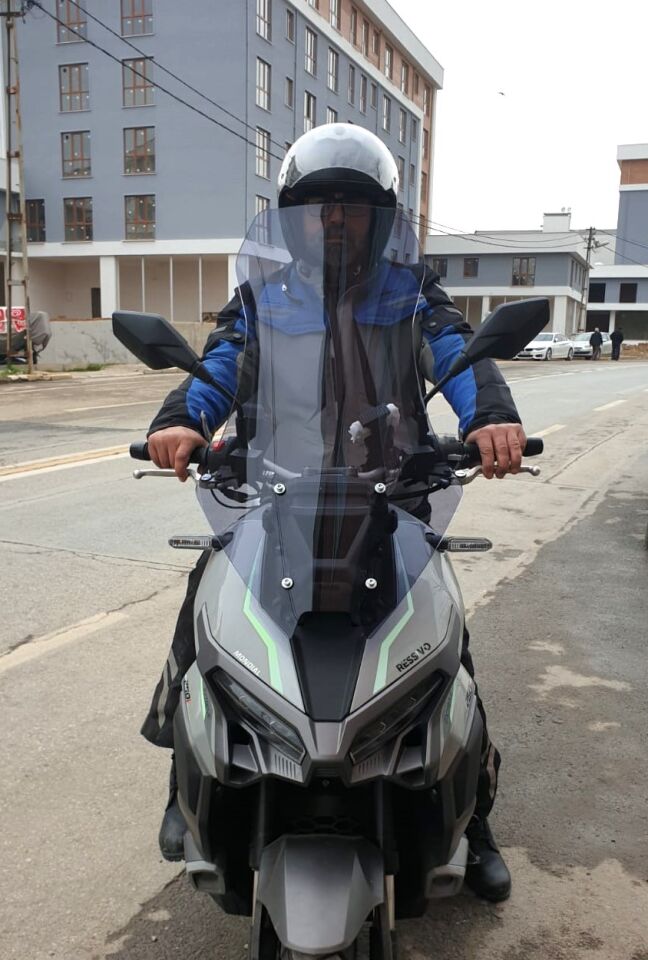 MOTOCAM Mondial Ressivo 250 Ön Cam 2023-2026 Model 68cm Füme Renkli 4mm