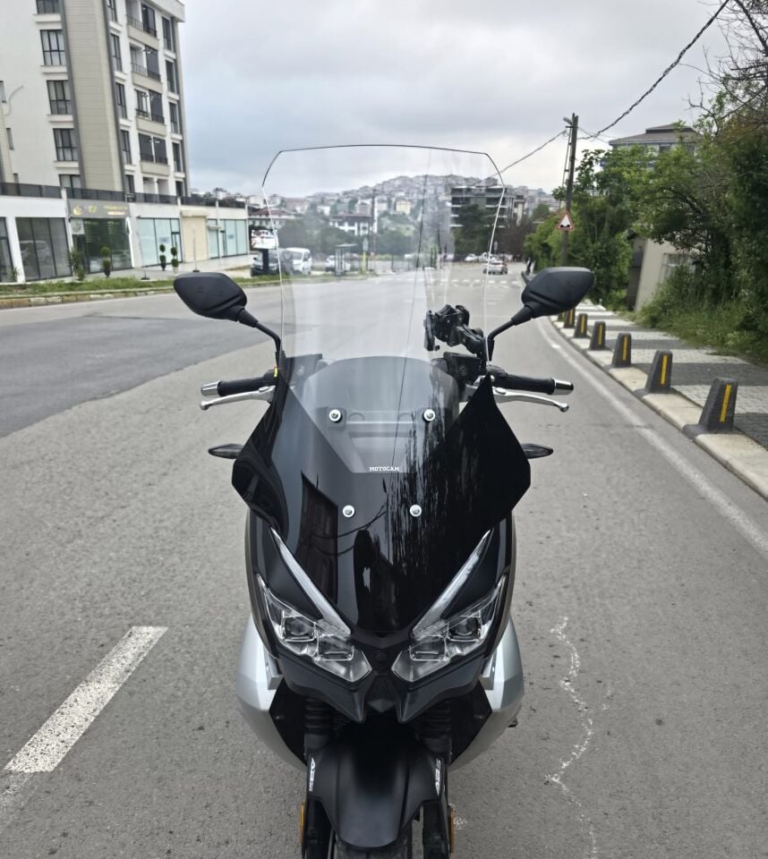 MOTOCAM RKS Blade 350 Ön Cam 2023-2026 Model 75cm Şeffaf Renkli 4mm UZUN