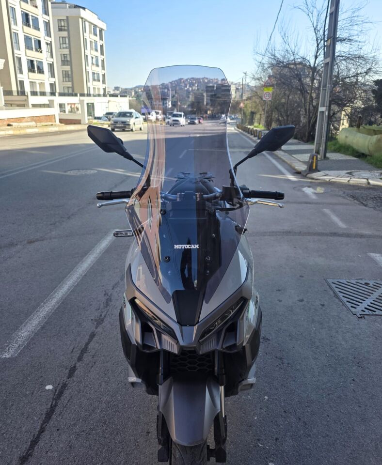 MOTOCAM Mondial Ressivo 250 Ön Cam 2023-2026 Model 75cm Füme Renkli 4mm UZUN