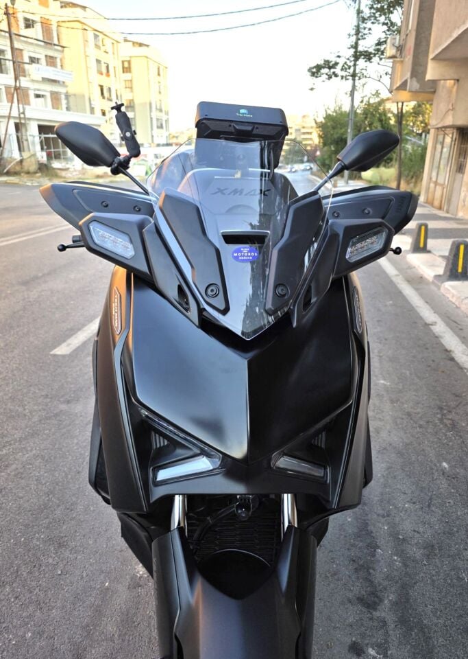 MOTOCAM Yamaha Xmax Ön Cam 2023-2026 Model 36cm Şeffaf Renkli 4mm SPORTİF