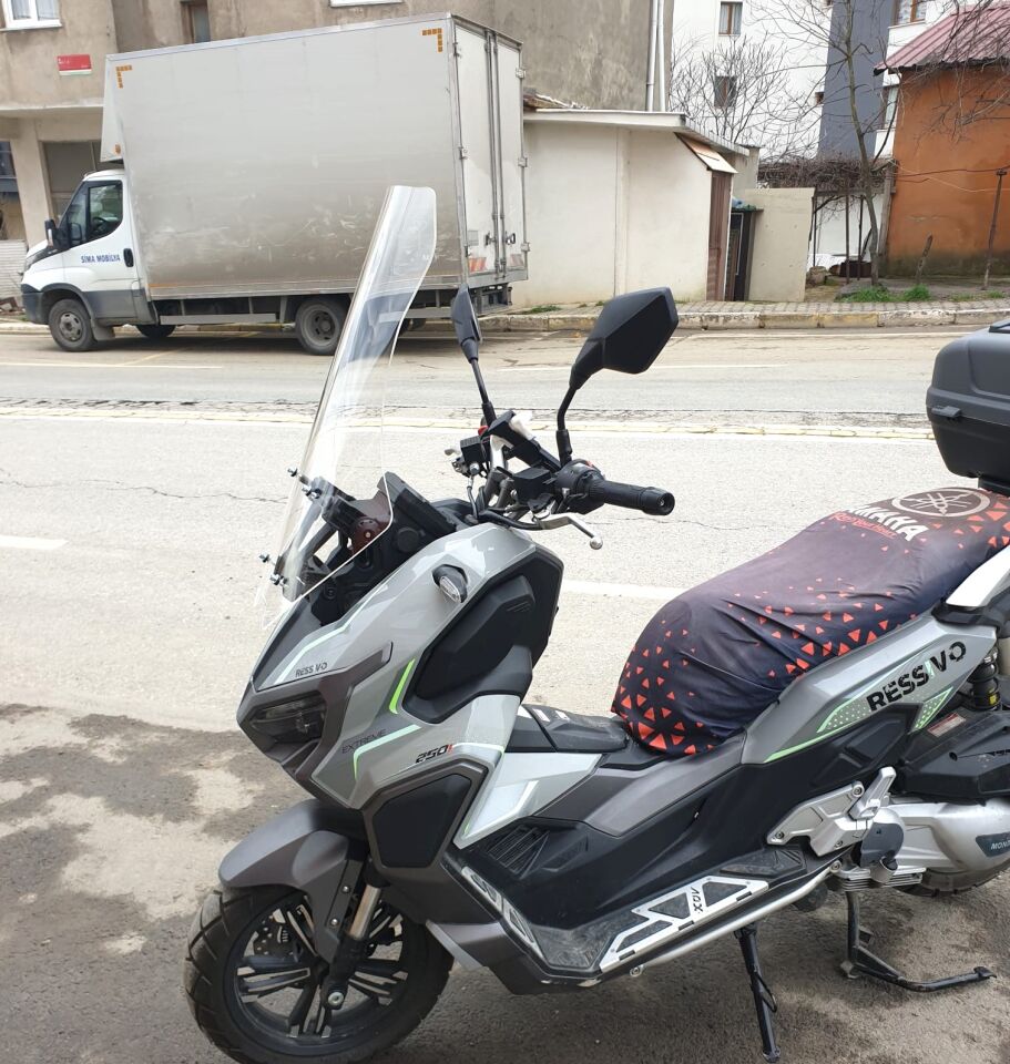 MOTOCAM Mondial Ressivo 250 Ön Cam 2023-2026 Model 75cm Şeffaf Renkli 4mm UZUN