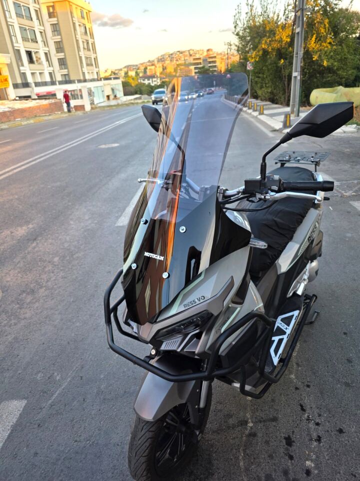 MOTOCAM Mondial Ressivo 250 Ön Cam 2023-2026 Model 78cm Füme Renkli 4mm