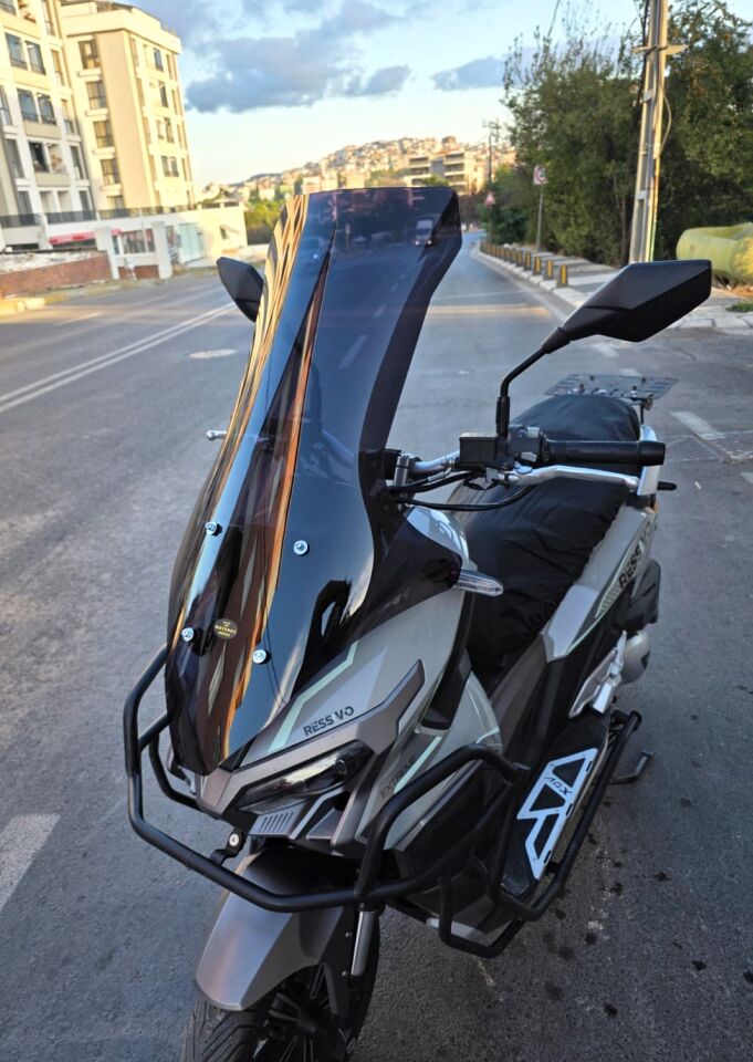 MOTOCAM Mondial Ressivo 250 Ön Cam 2023-2026 Model 78cm Siyah Renkli 4mm