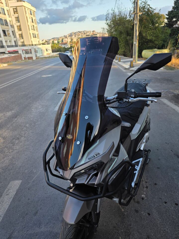 MOTOCAM Mondial Ressivo 250 Ön Cam 2023-2026 Model 78cm Siyah Renkli 4mm