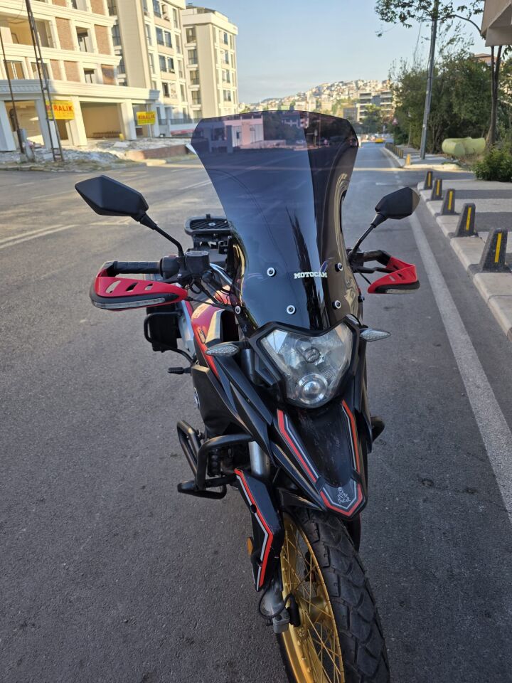 MOTOCAM Mondial Rx3 İ Evo Ön Cam 2015-2022 Model 52cm Siyah Renkli 4mm UZUN