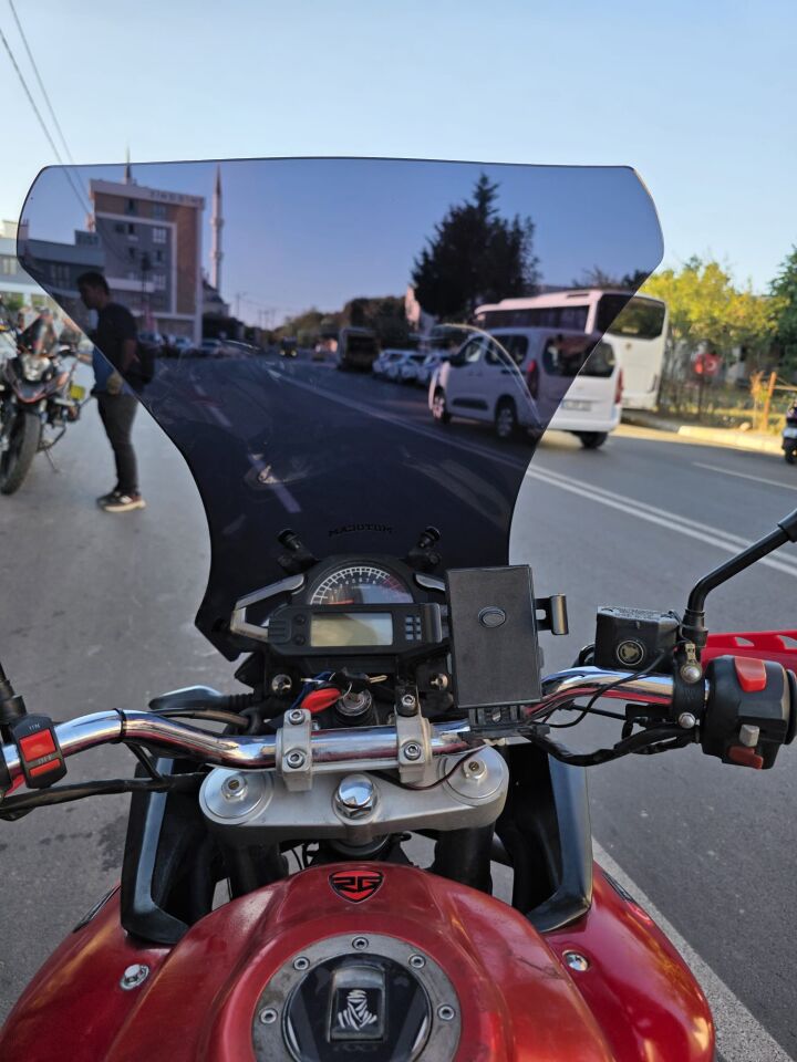 MOTOCAM Mondial Rx3 İ Evo Ön Cam 2015-2022 Model 52cm Siyah Renkli 4mm UZUN