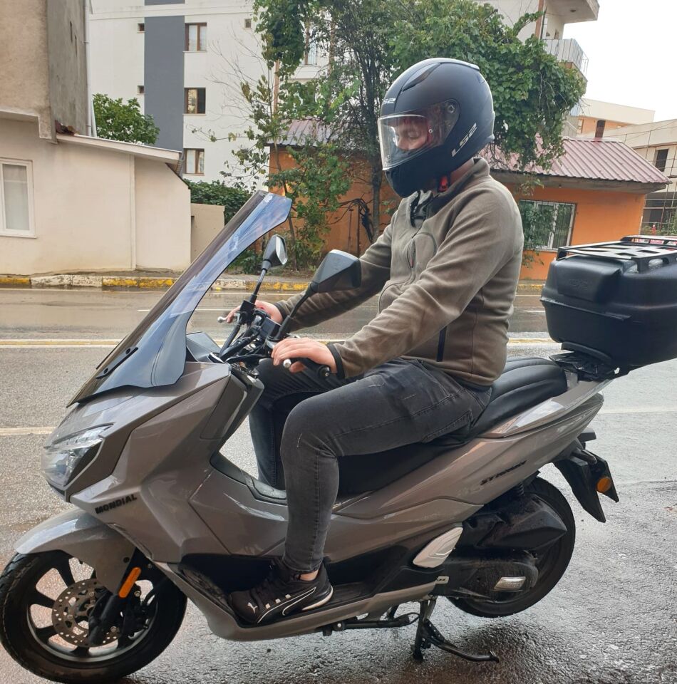 MOTOCAM Mondial Strada 125 Ön Cam 2023-2026 Model 75cm Füme Renkli 4mm UZUN