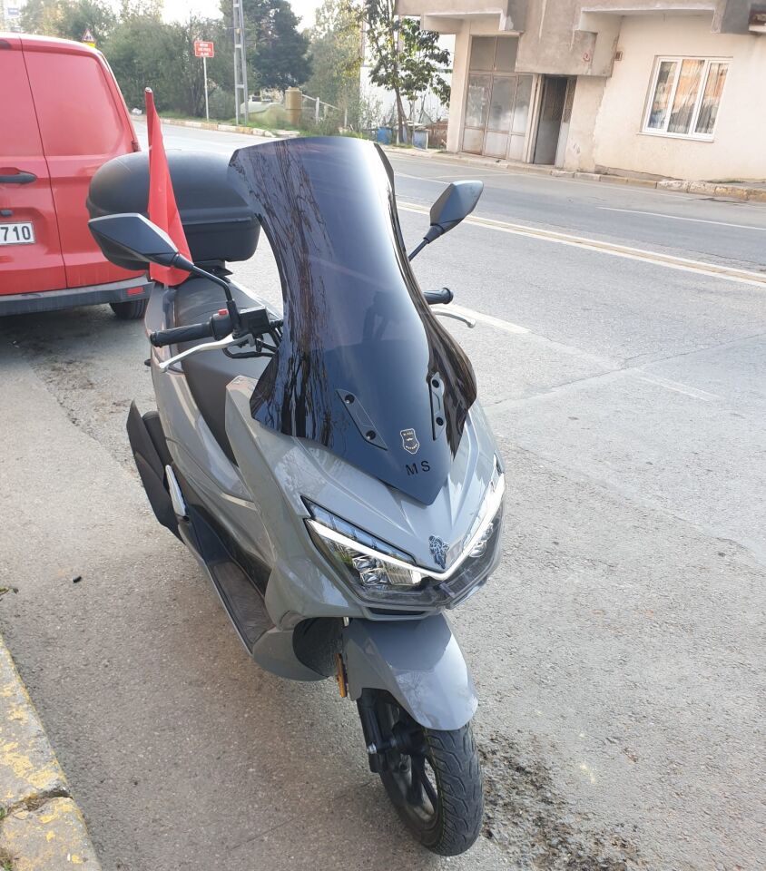 MOTOCAM Mondial Strada 125 Ön Cam 2023-2026 Model 75cm Siyah Renkli 4mm UZUN