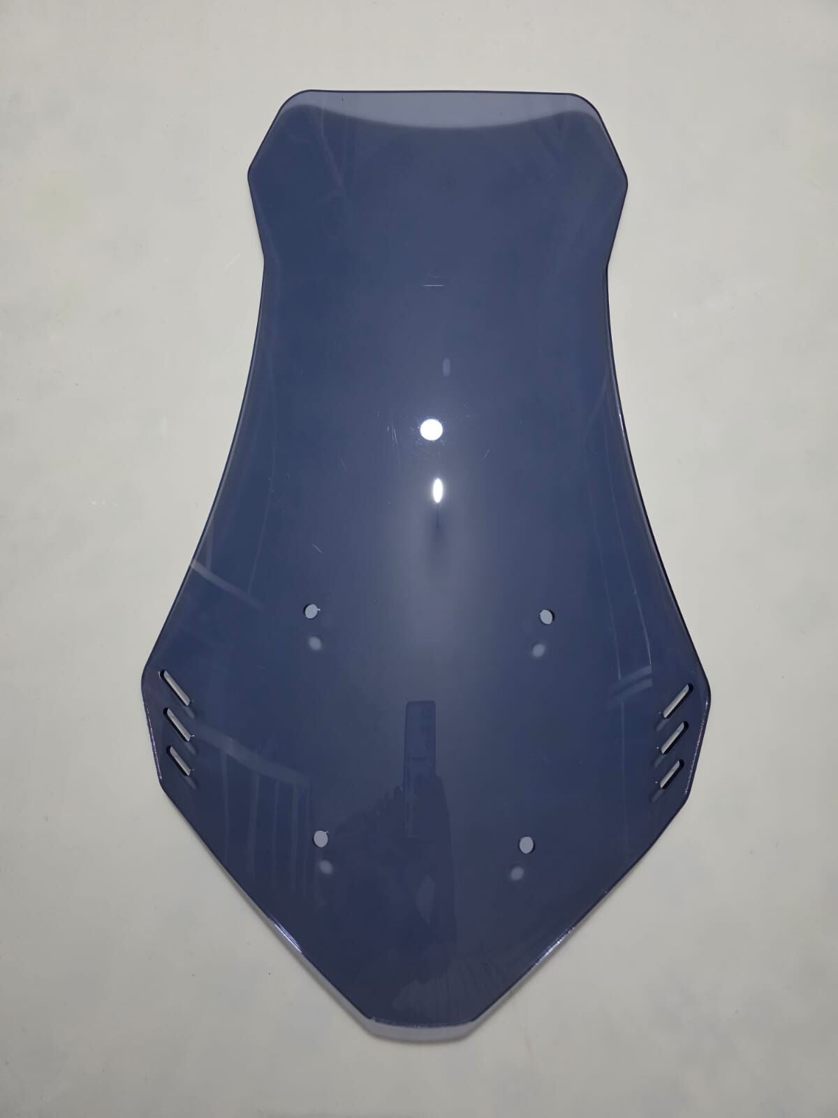 MOTOCAM Yuki Adventure 150 Ön Cam 2023-2026 Model 55cm Füme Renkli 4mm KISA