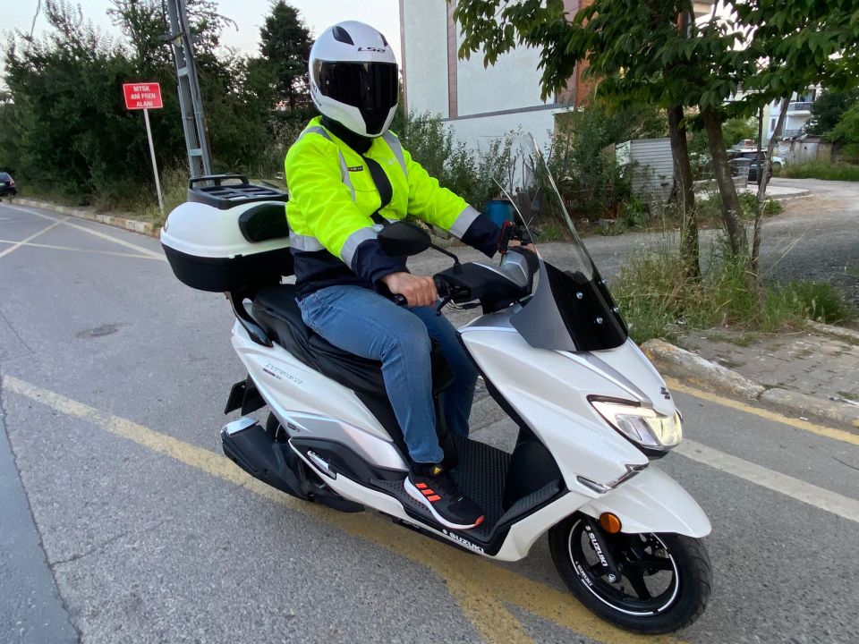 Suzuki Burgman Street Ex 125 Ön Cam 2023-2025 Model 62cm Şeffaf Renkli