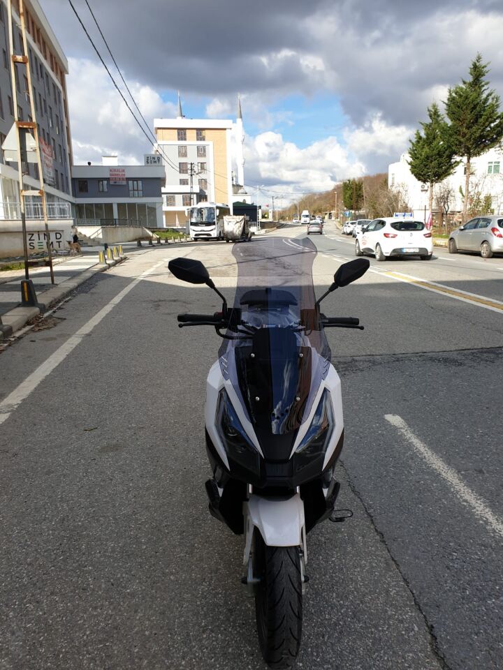 MOTOCAM RMG Moto Gusto Dream 150 Ön Cam 2023-2026 Model 75cm Füme Renkli 4mm UZUN