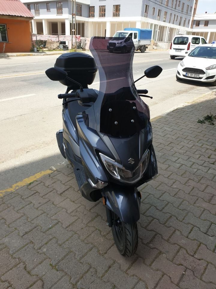 Siyah Renkli