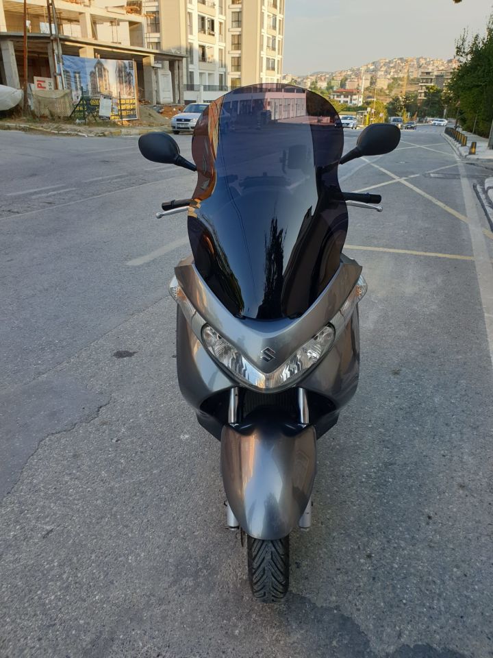 Suzuki Burgman Uh 200 Ön Cam 2006-2013 Model 54cm