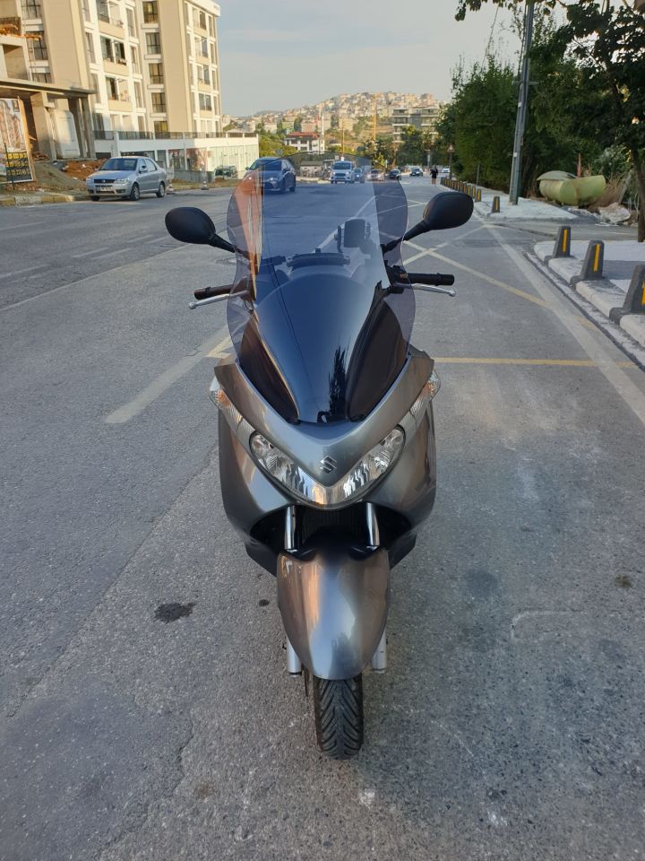 Suzuki Burgman Uh 200 Ön Cam 2006-2013 Model 54cm