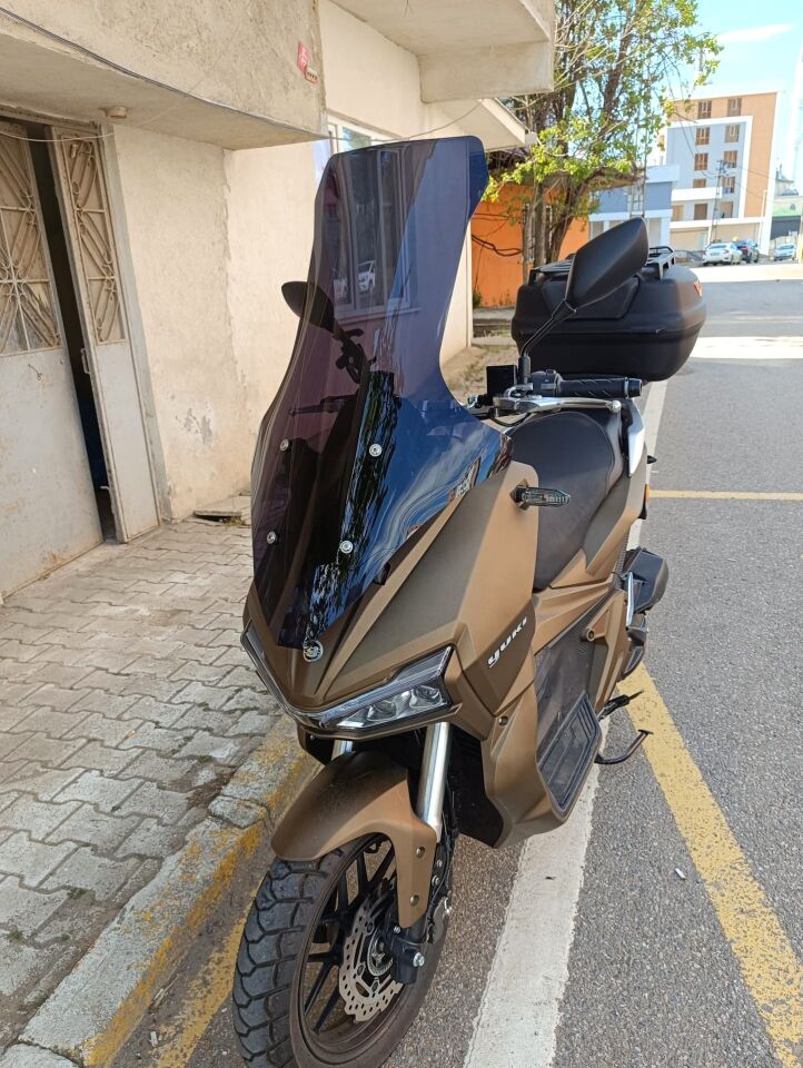 MOTOCAM Yuki Adventure 150 Ön Cam 2023-2026 Model 78cm Siyah Renkli 4mm UZUN