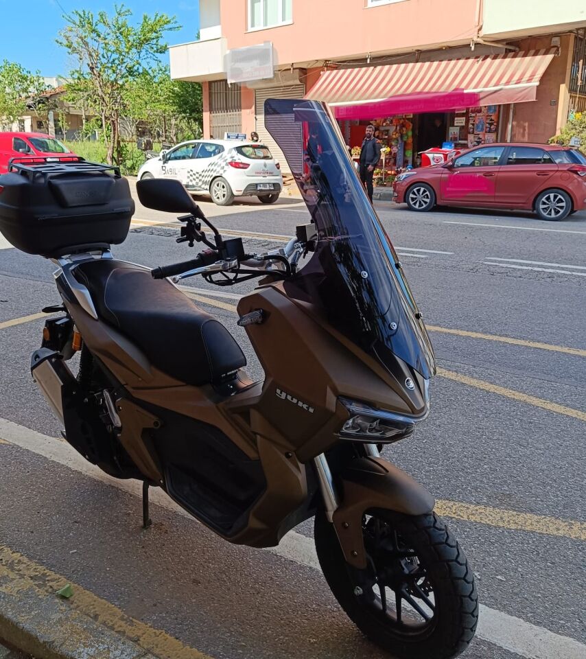 MOTOCAM Yuki Adventure 150 Ön Cam 2023-2026 Model 78cm Siyah Renkli 4mm UZUN