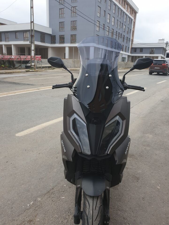 MOTOCAM Yuki Defender Ön Cam 2023-2026 Model 63cm Füme Renkli 4mm